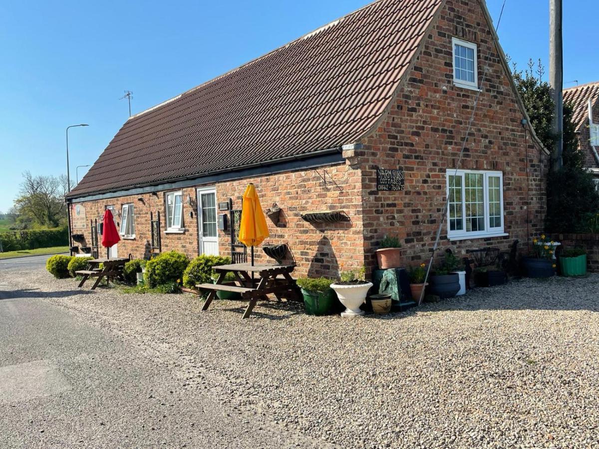 Yarm Cottages Sleeping 12 Kirklevington Exterior photo